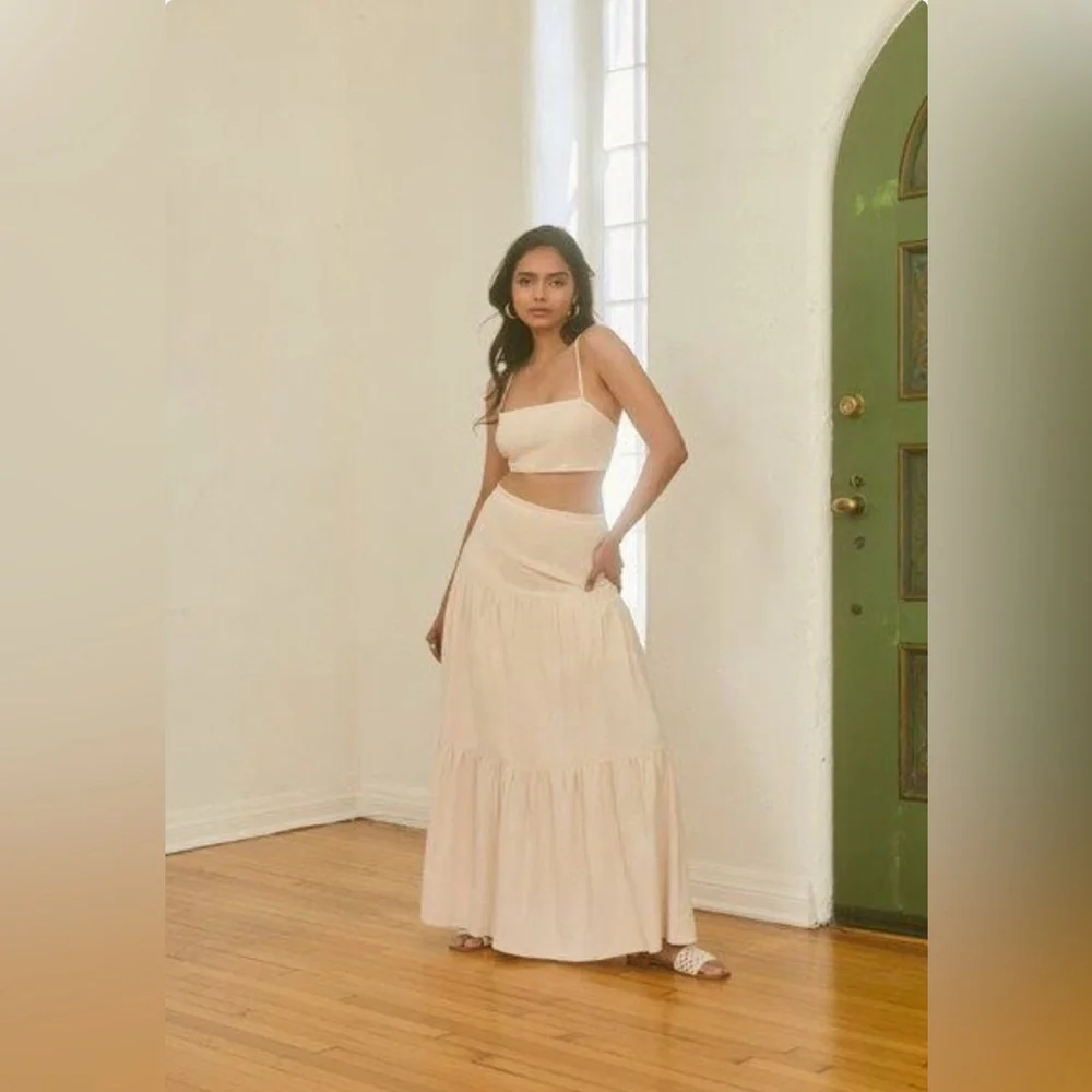 Elegant 2 piece Cream Maxi Skirt and crop top set - Picture 1 of 1